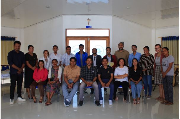 ISFIT ENCERRA ESTAGIARIOS DIT