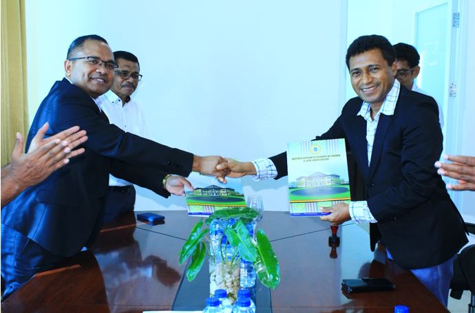 𝐈𝐒𝐅𝐈𝐓 𝐄 𝐔𝐂𝐓 𝐀𝐒𝐒𝐈𝐍𝐀𝐌 𝐂𝐎𝐍𝐓𝐑𝐀𝐓𝐎-𝐏𝐑𝐎𝐆𝐑𝐀𝐌𝐀 𝐃𝐄 𝐂𝐎𝐎𝐏𝐄𝐑𝐀𝐂̧𝐀̃𝐎