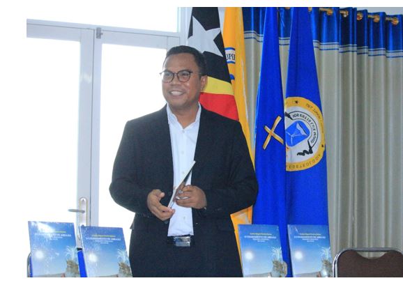 ISFIT HALA’O LANÇAMENTO LIVRO