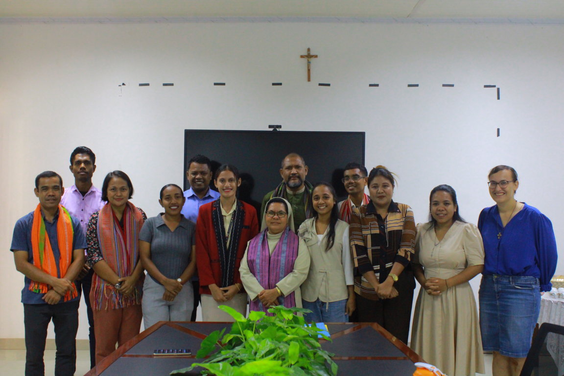 ISFIT ENCERRA ATIVIDADE DE ESTÁGIO DE ESTUDANTE DO DIT